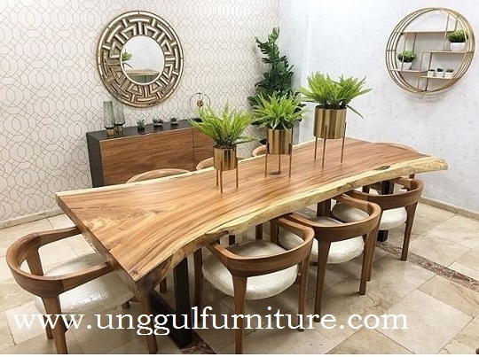 meja makan minimalis modern dari kayu