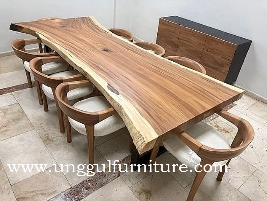 meja makan minimalis kayu trembesi