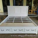 tempat tidur laci minimalis kayu jati